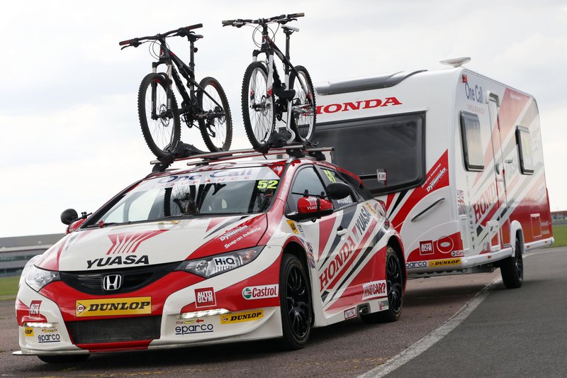 Illustration for article titled Honda Built The Best Race Hauler Ever
